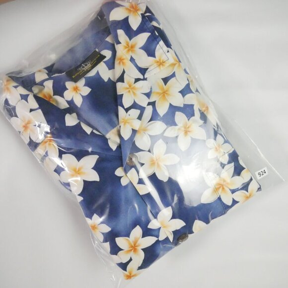 Royal Creations Mens SIze XL Hawaiian Shirt Blue Plumeria Floral Button Up VTG - Picture 11 of 11